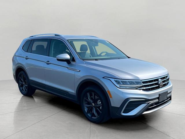 2024 Volkswagen Tiguan Vehicle Photo in Neenah, WI 54956