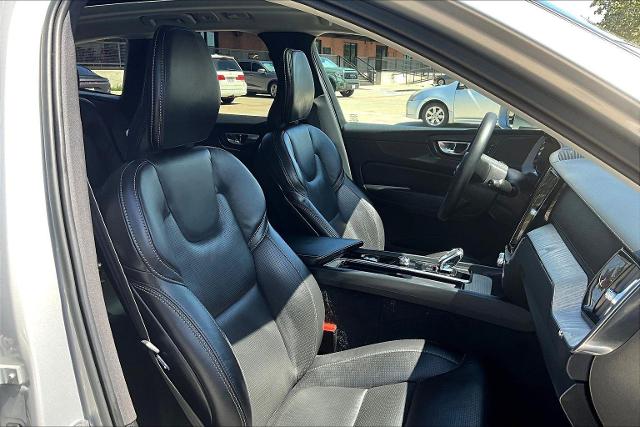 2022 Volvo XC60 Vehicle Photo in Houston, TX 77007