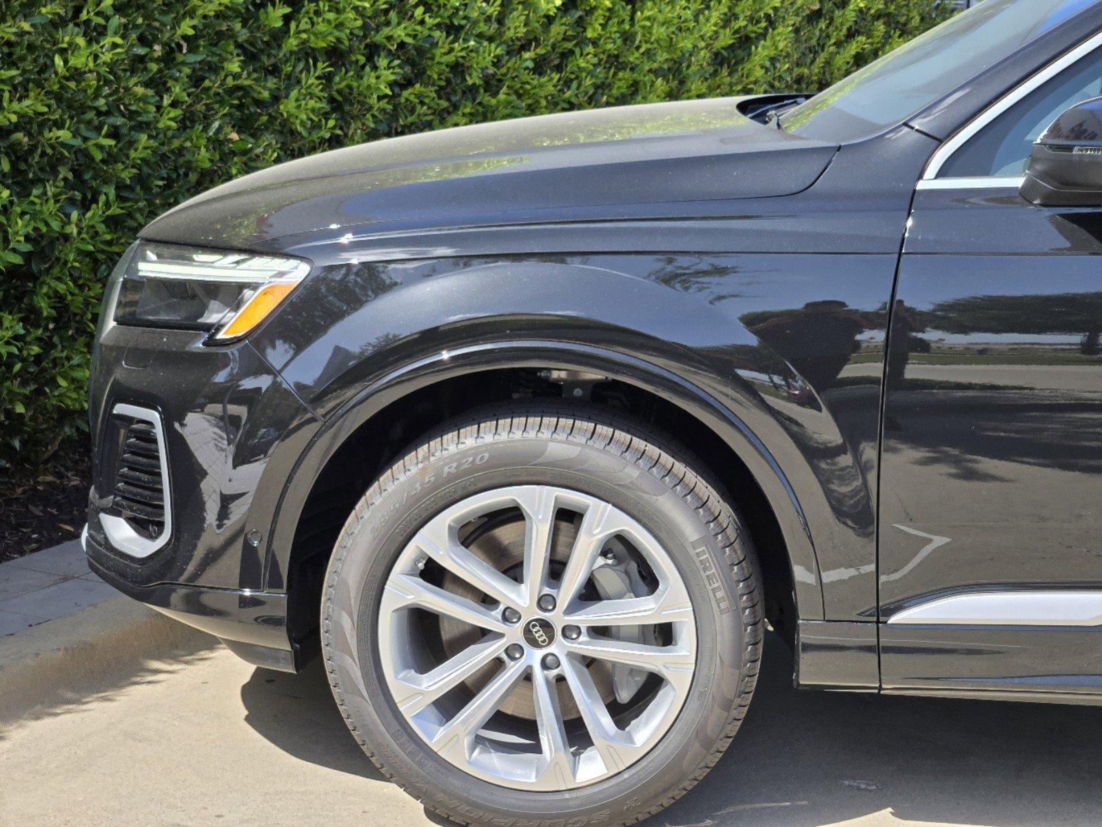 2025 Audi Q7 Vehicle Photo in MCKINNEY, TX 75070