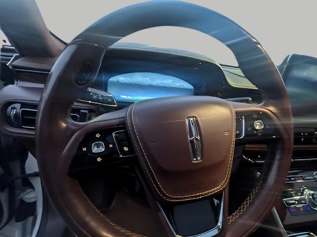 2020 Lincoln Aviator Vehicle Photo in Neenah, WI 54956