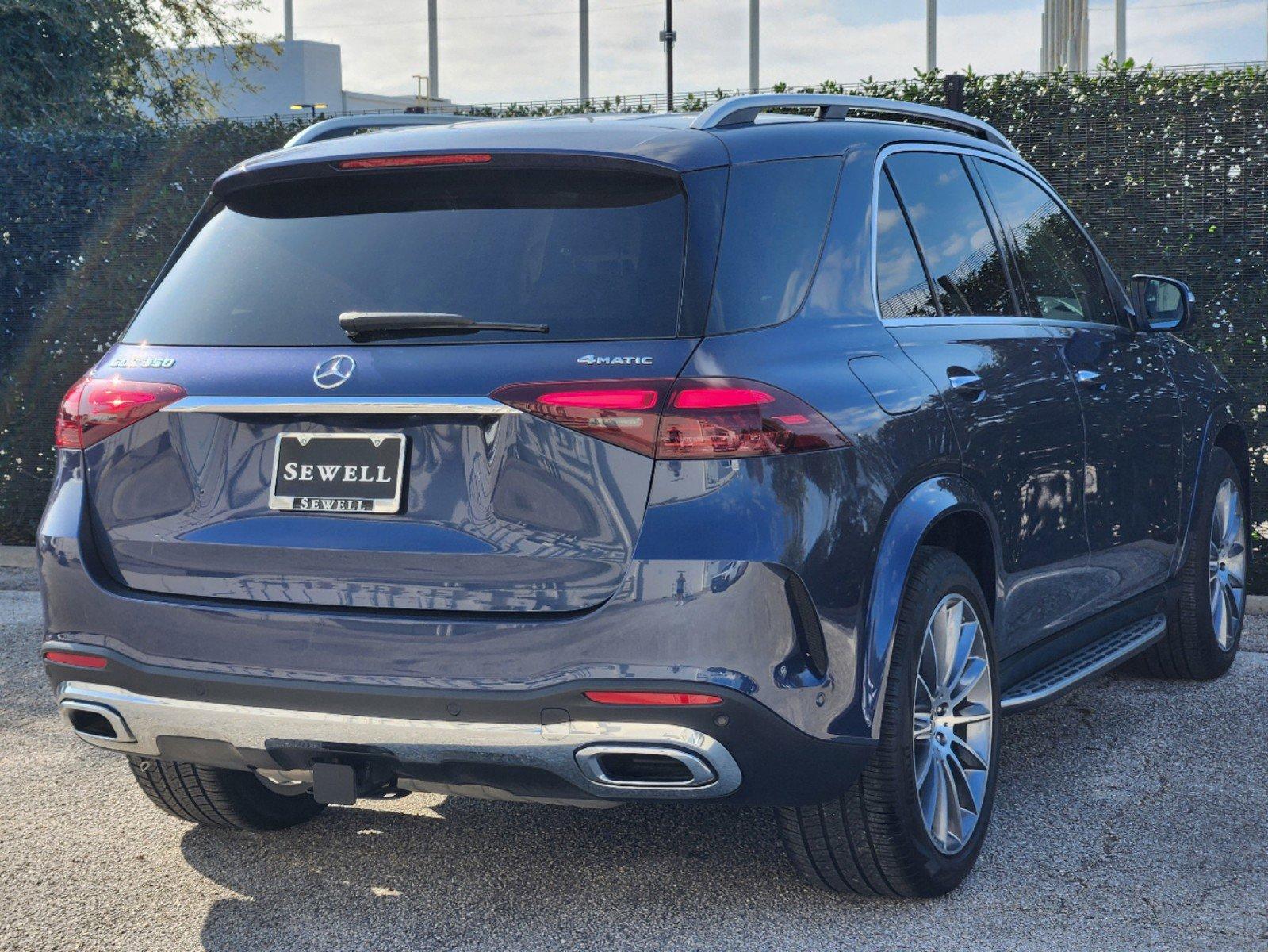 2025 Mercedes-Benz GLE Vehicle Photo in HOUSTON, TX 77079