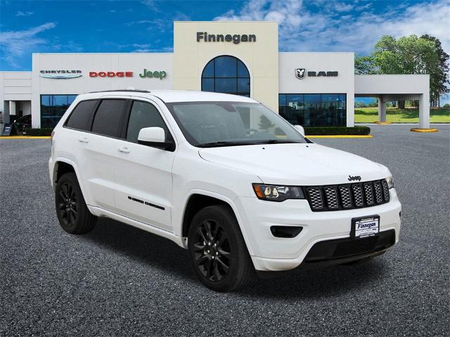 2022 Jeep Grand Cherokee WK Vehicle Photo in ROSENBERG, TX 77471