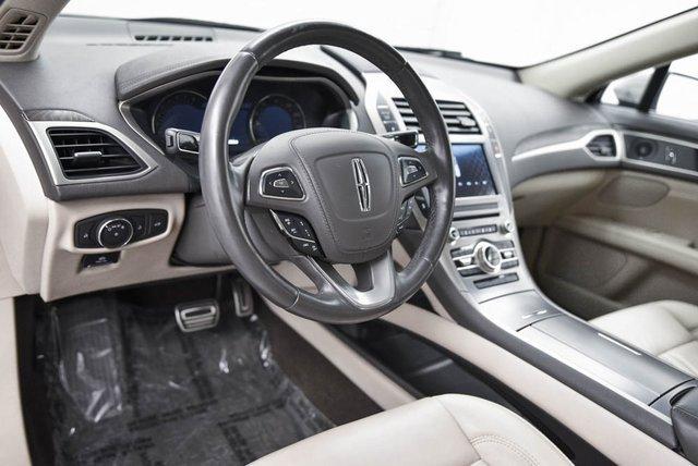 2019 Lincoln MKZ Vehicle Photo in Akron, OH 44320