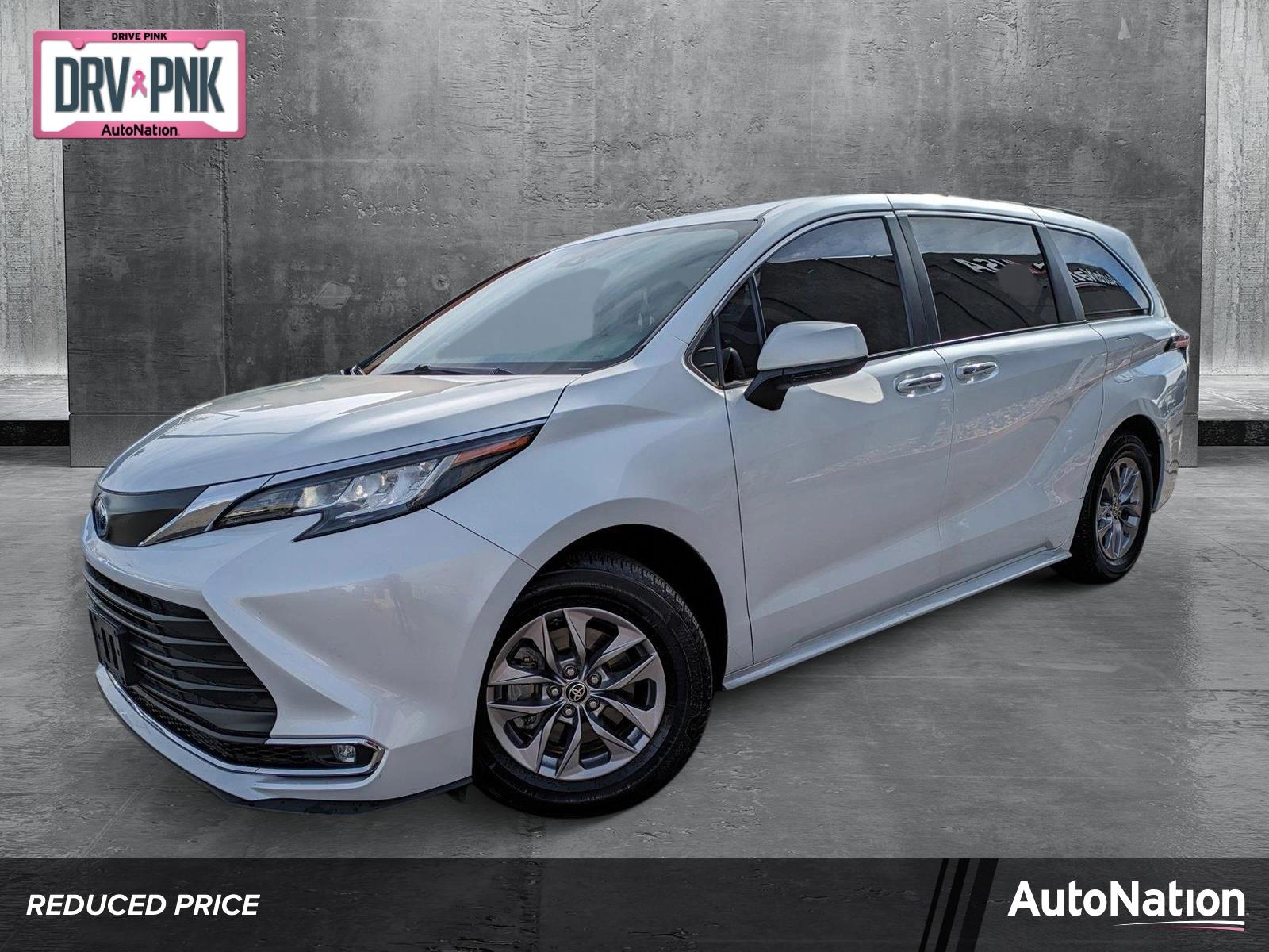 2022 Toyota Sienna Vehicle Photo in Las Vegas, NV 89149