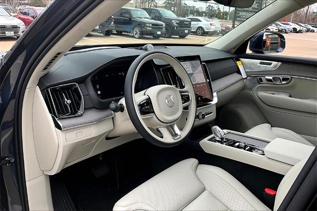 2025 Volvo XC90 Vehicle Photo in Houston, TX 77007