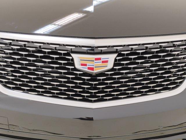 2025 Cadillac XT6 Vehicle Photo in PINEVILLE, NC 28134-8495