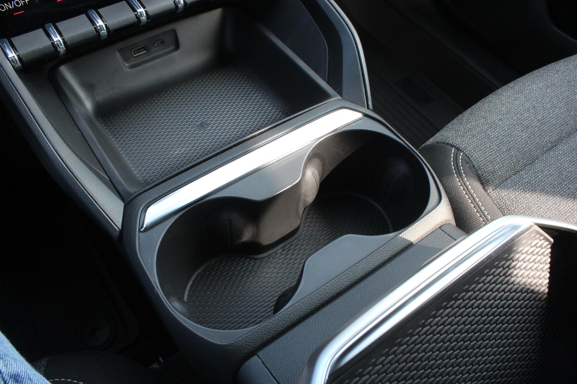 2025 GMC Terrain Vehicle Photo in AURORA, CO 80012-4011