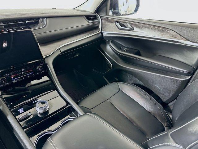 2022 Jeep Grand Cherokee L Vehicle Photo in Doylsetown, PA 18901