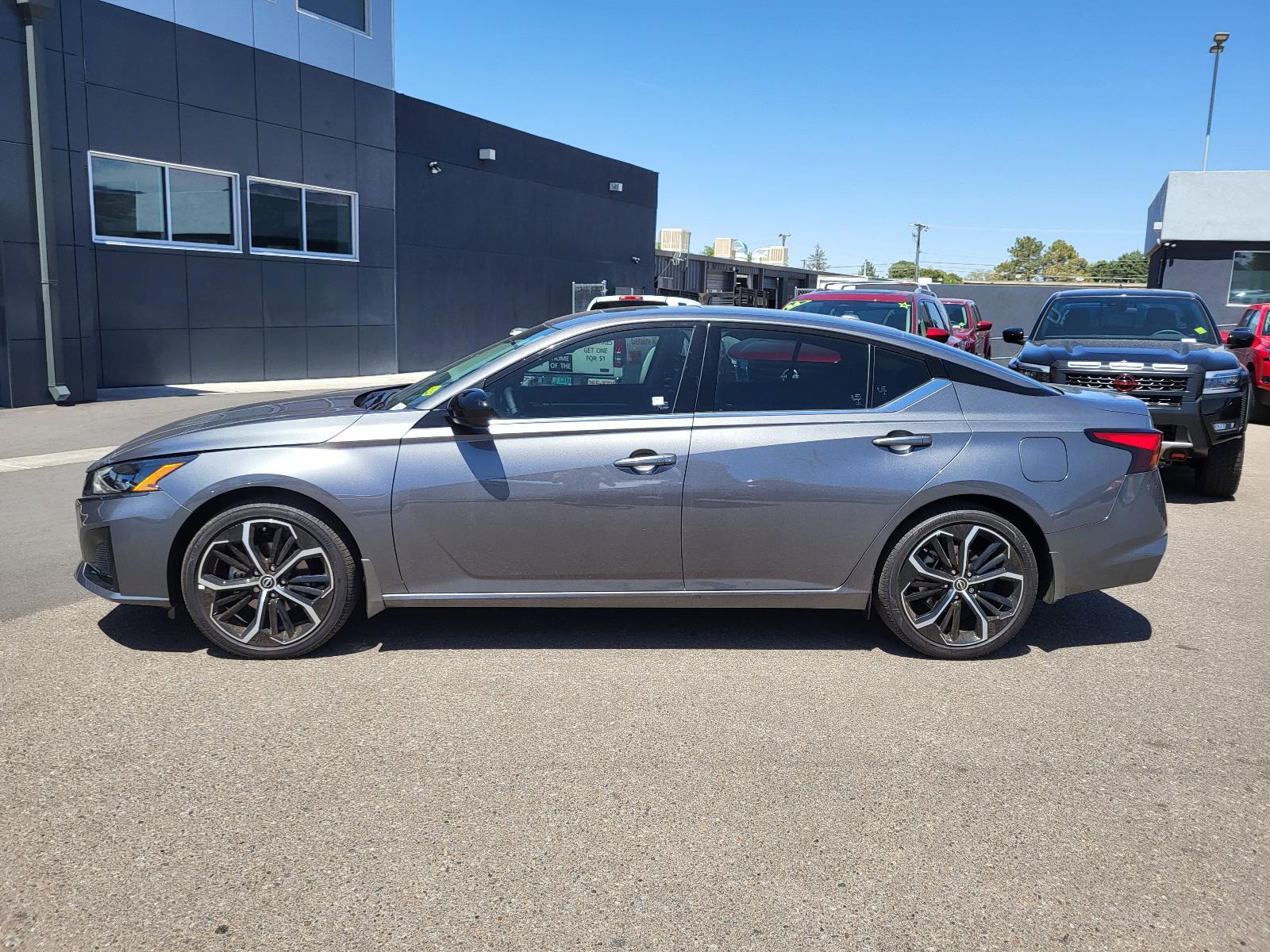 2025 Nissan Altima Vehicle Photo in Albuquerque, NM 87110