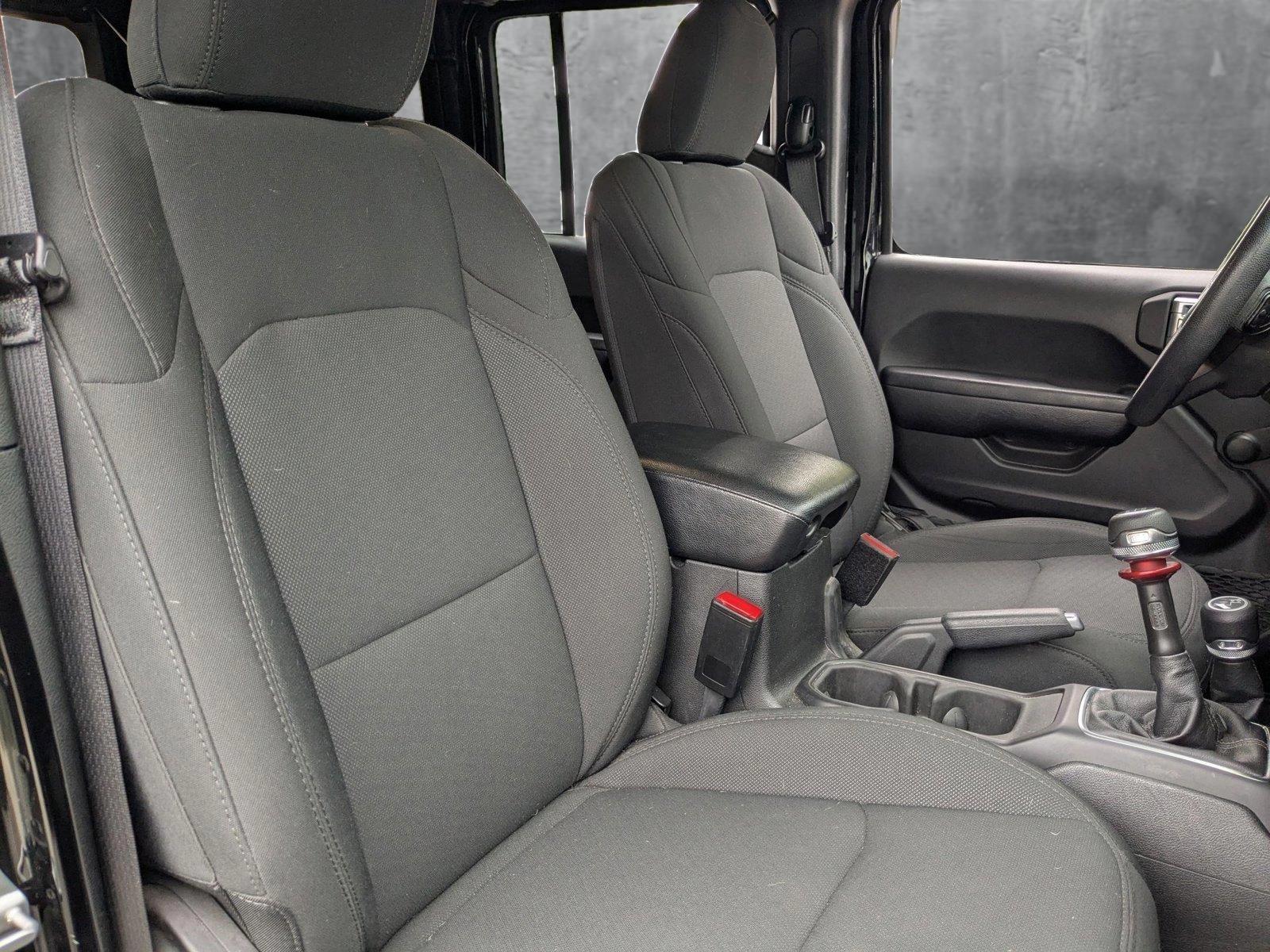2023 Jeep Wrangler Vehicle Photo in Valencia, CA 91355