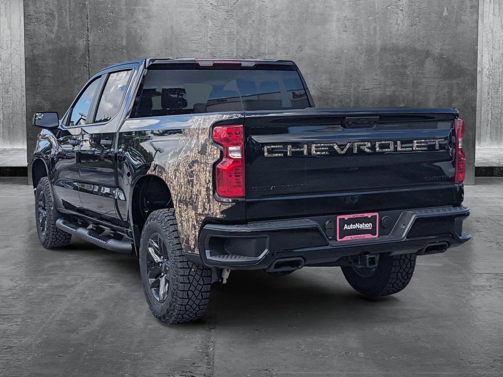 2025 Chevrolet Silverado 1500 Vehicle Photo in GREENACRES, FL 33463-3207