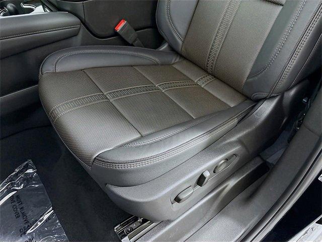 2025 Chevrolet Tahoe Vehicle Photo in PUYALLUP, WA 98371-4149