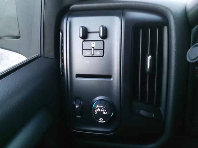 2024 Chevrolet Silverado Chassis Cab Vehicle Photo in Denton, TX 76205