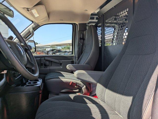 2023 GMC Savana Cargo Van Vehicle Photo in SELMA, TX 78154-1459