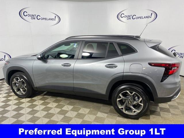 2025 Chevrolet Trax Vehicle Photo in BROCKTON, MA 02301-7113