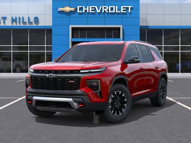2025 Chevrolet Traverse Vehicle Photo in Roslyn, NY 11576
