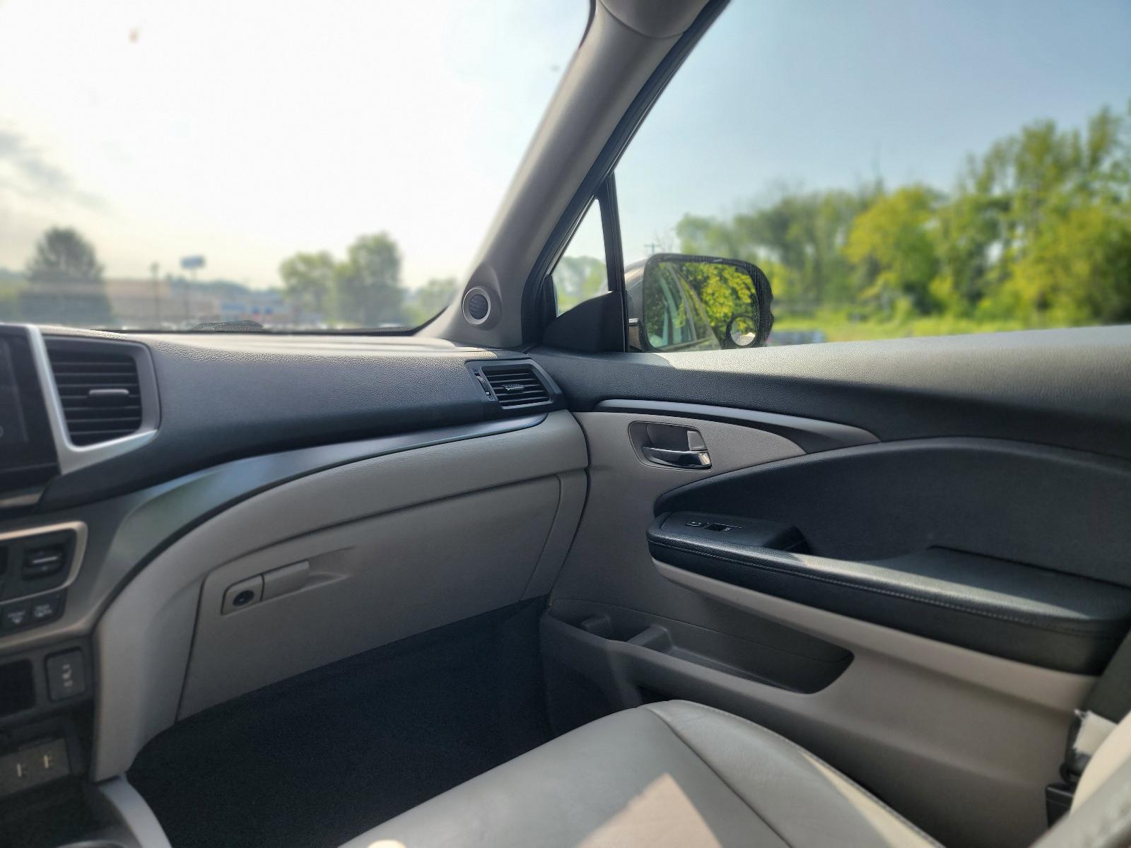 2018 Honda Pilot Vehicle Photo in Harrisburg, PA 17111
