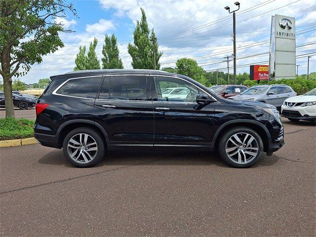 2017 Honda Pilot Vehicle Photo in Willow Grove, PA 19090