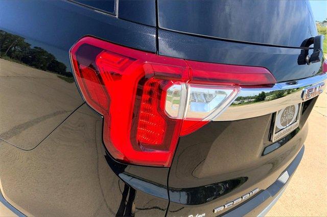 2023 GMC Acadia Vehicle Photo in TOPEKA, KS 66609-0000