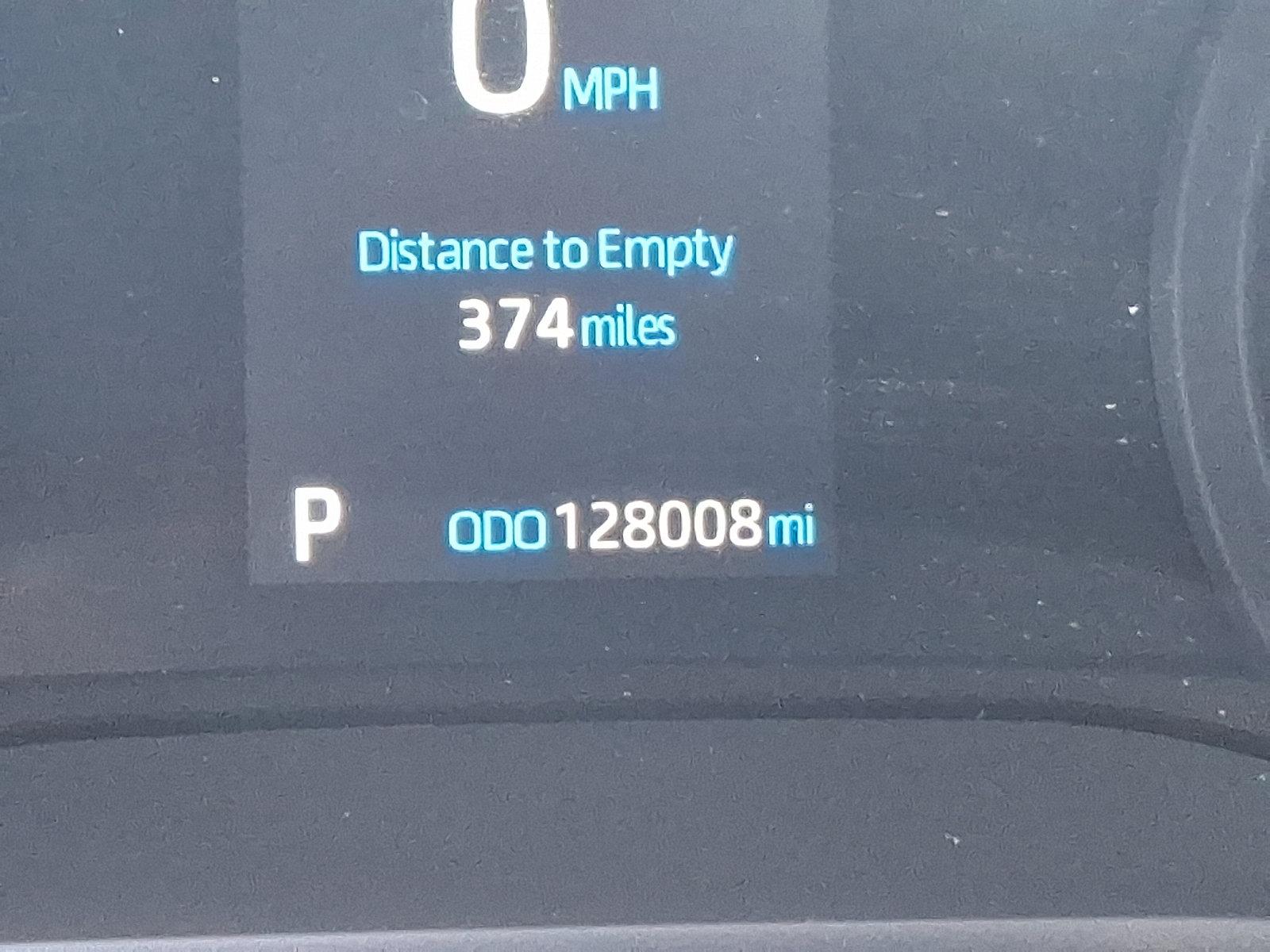 2022 Toyota Sienna Vehicle Photo in Trevose, PA 19053