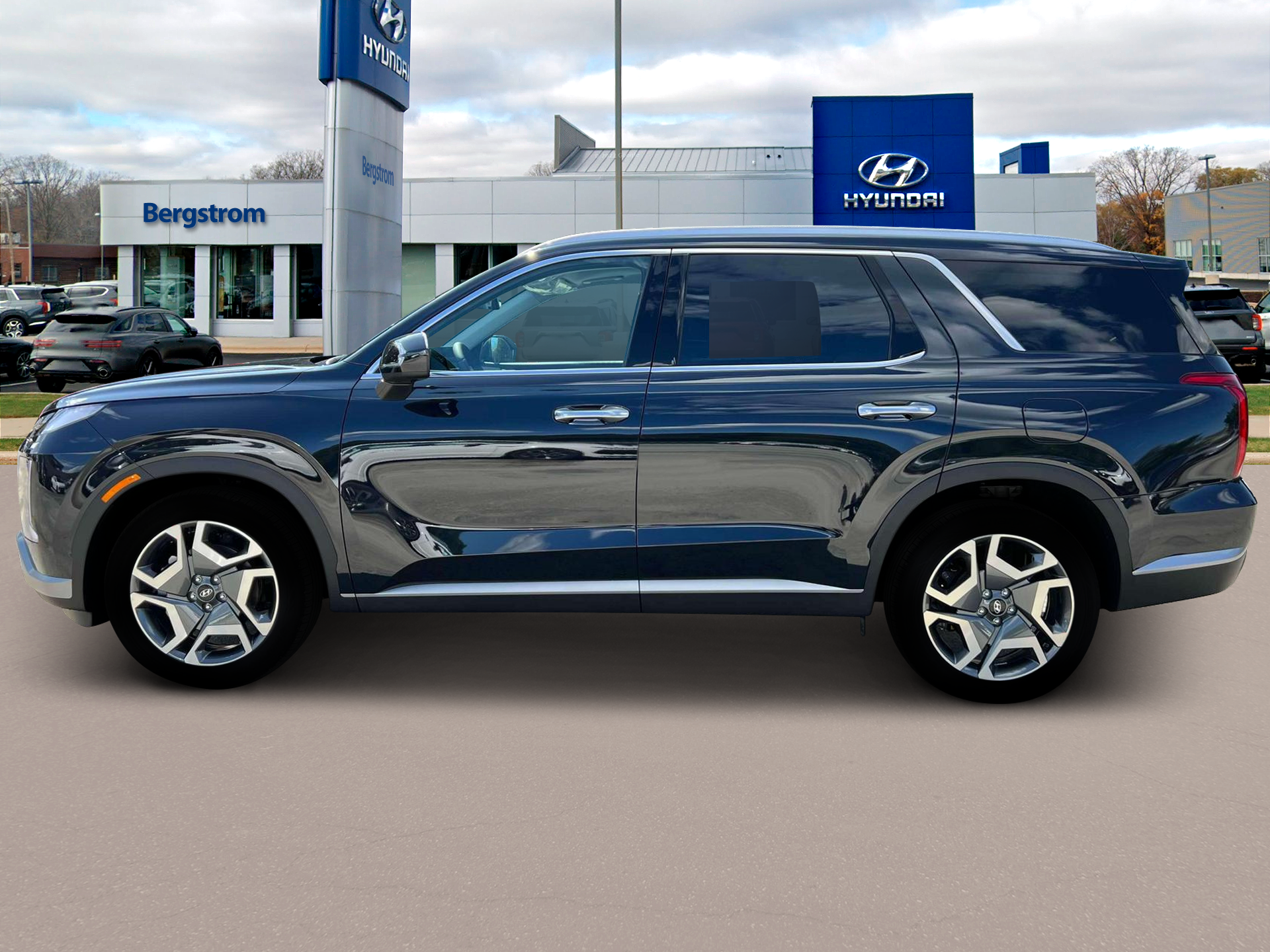 2025 Hyundai PALISADE Vehicle Photo in Green Bay, WI 54304