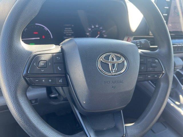 2022 Toyota Sienna Vehicle Photo in MILFORD, OH 45150-1684