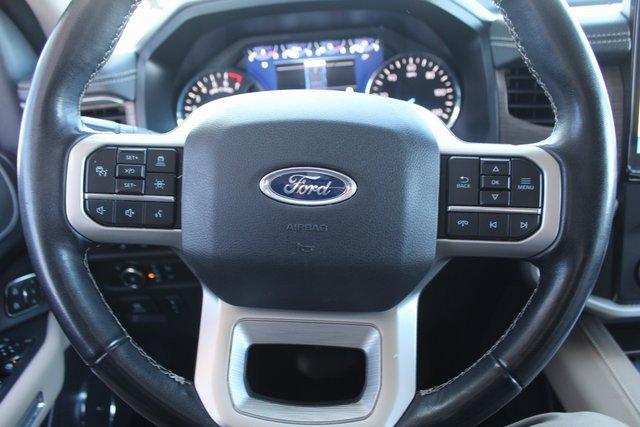 2022 Ford Expedition Vehicle Photo in SAINT CLAIRSVILLE, OH 43950-8512