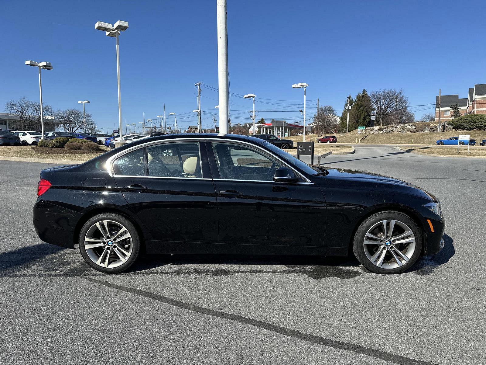 2017 BMW 330i xDrive Vehicle Photo in Lancaster, PA 17601