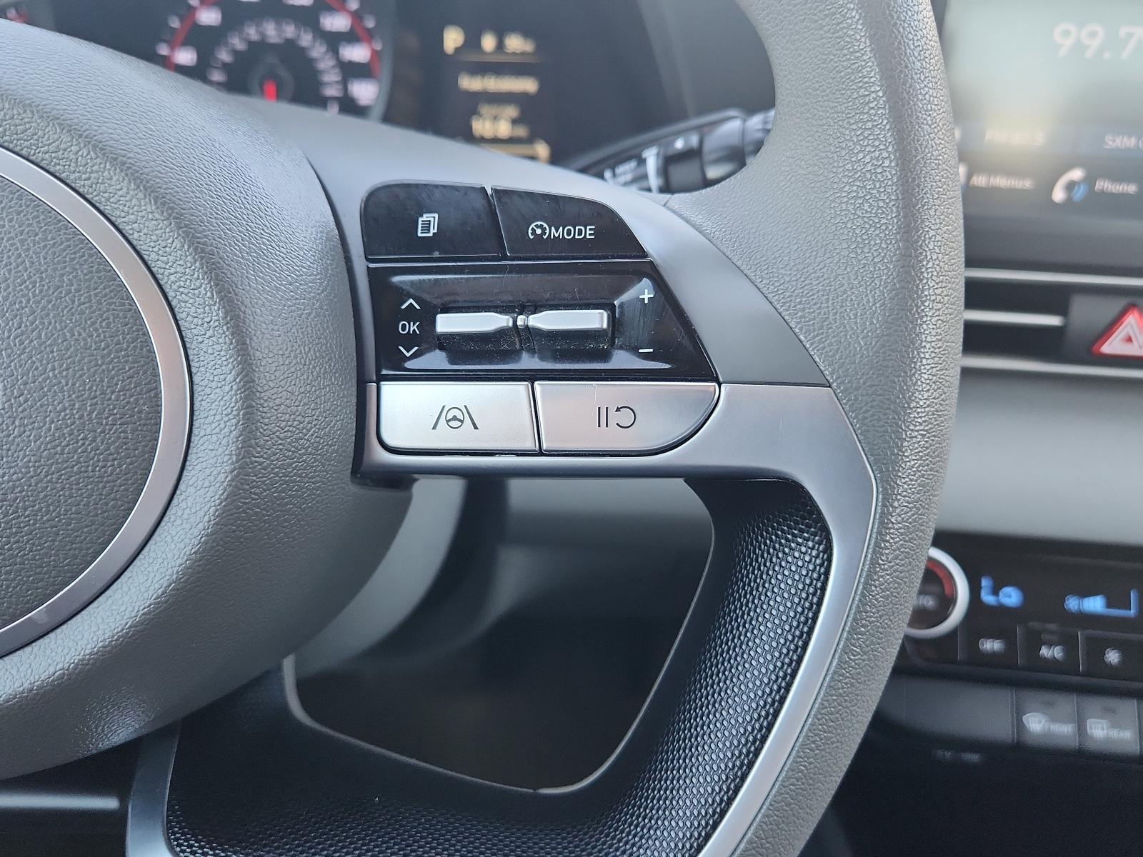2021 Hyundai ELANTRA Vehicle Photo in Albuquerque, NM 87110