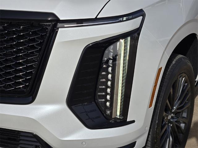 2025 Cadillac Escalade Vehicle Photo in Oklahoma City, OK 73114