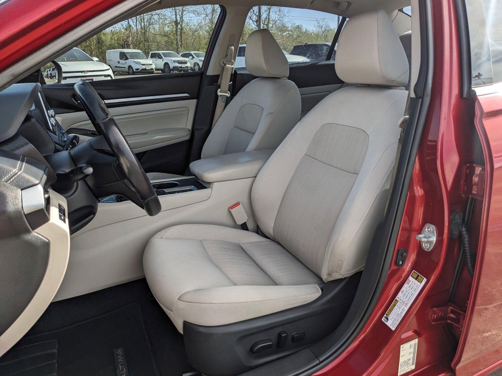 2019 Nissan Altima Vehicle Photo in HOUSTON, TX 77034-5009
