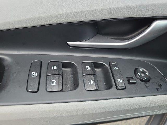 2023 Hyundai ELANTRA Vehicle Photo in Pleasant Hills, PA 15236