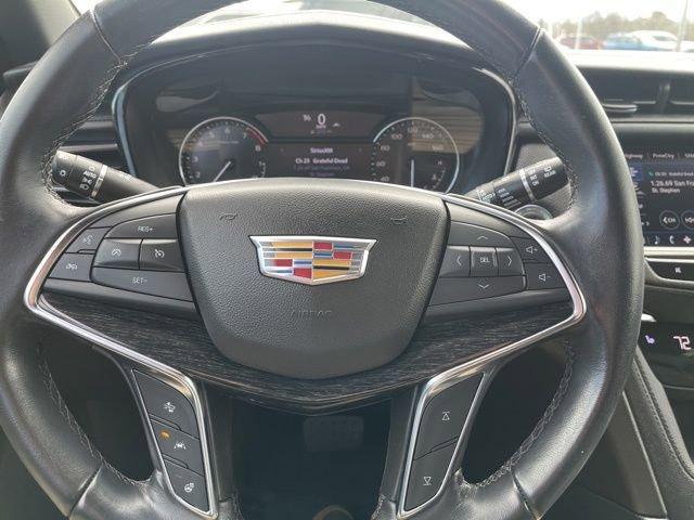 2022 Cadillac XT5 Vehicle Photo in MEDINA, OH 44256-9631
