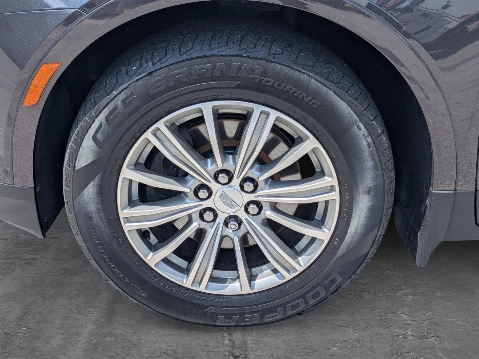2017 Cadillac XT5 Vehicle Photo in GREENACRES, FL 33463-3207
