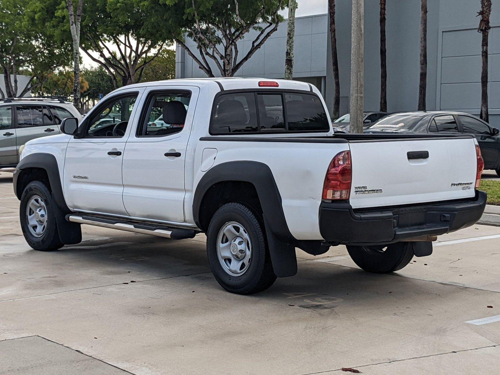 2015 Toyota Tacoma Vehicle Photo in Davie, FL 33331