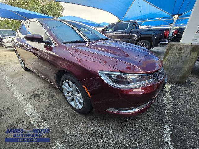 2017 Chrysler 200 Vehicle Photo in DENTON, TX 76210-9321