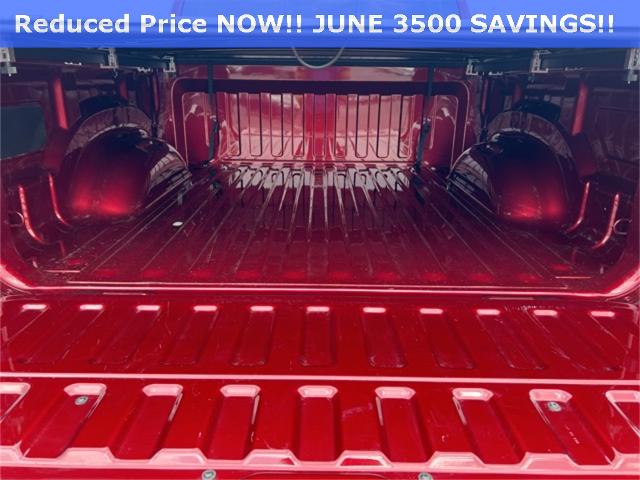 2025 Ram 1500 Vehicle Photo in GREEN BAY, WI 54304-5303