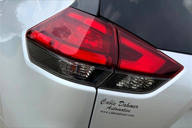 2017 Nissan Rogue Vehicle Photo in TOPEKA, KS 66609-0000