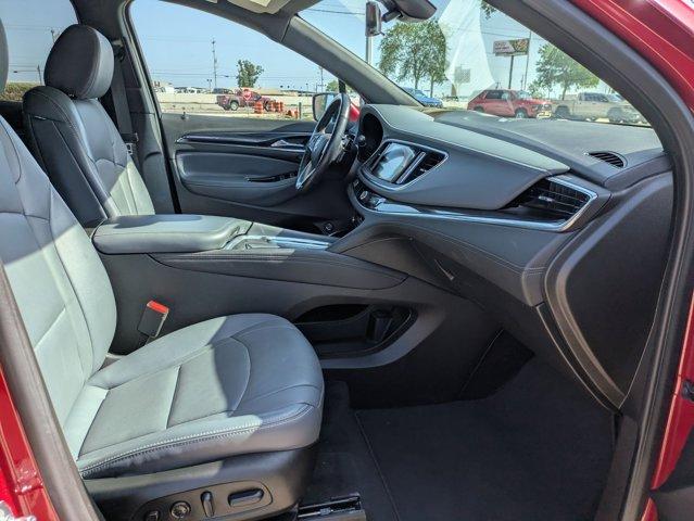 2024 Buick Enclave Vehicle Photo in SELMA, TX 78154-1459