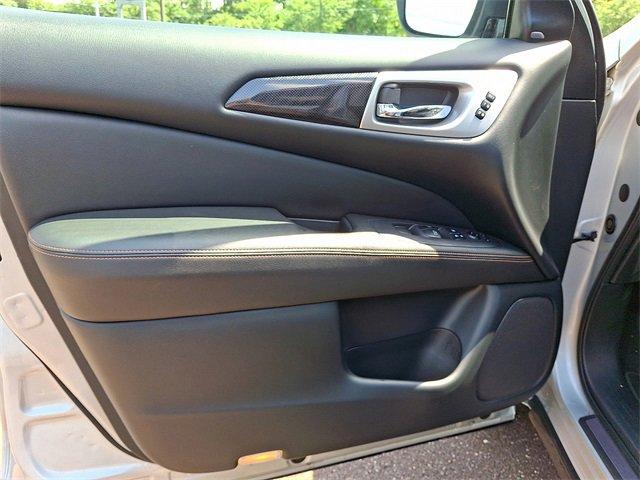 2020 Nissan Pathfinder Vehicle Photo in Willow Grove, PA 19090