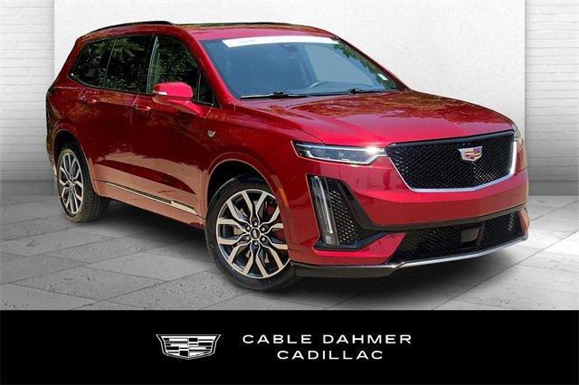 2024 Cadillac XT6 Vehicle Photo in KANSAS CITY, MO 64114-4545