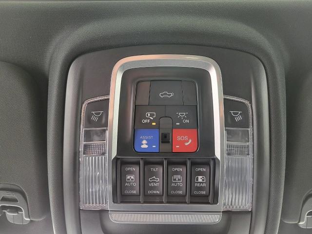 2022 Ram 1500 Vehicle Photo in Neenah, WI 54956