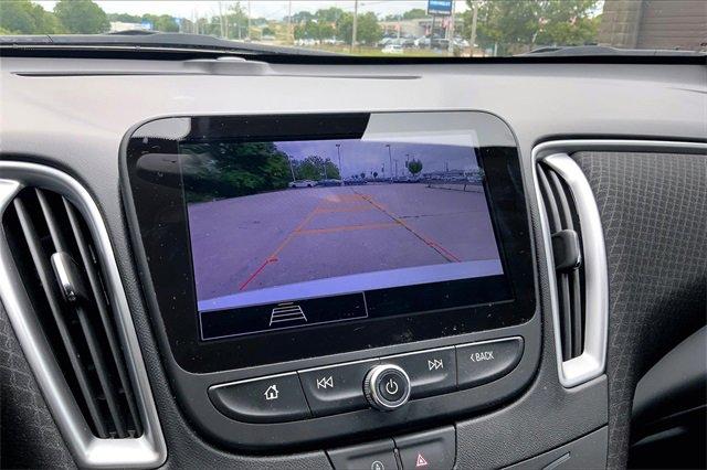 2025 Chevrolet Malibu Vehicle Photo in KANSAS CITY, MO 64114-4502