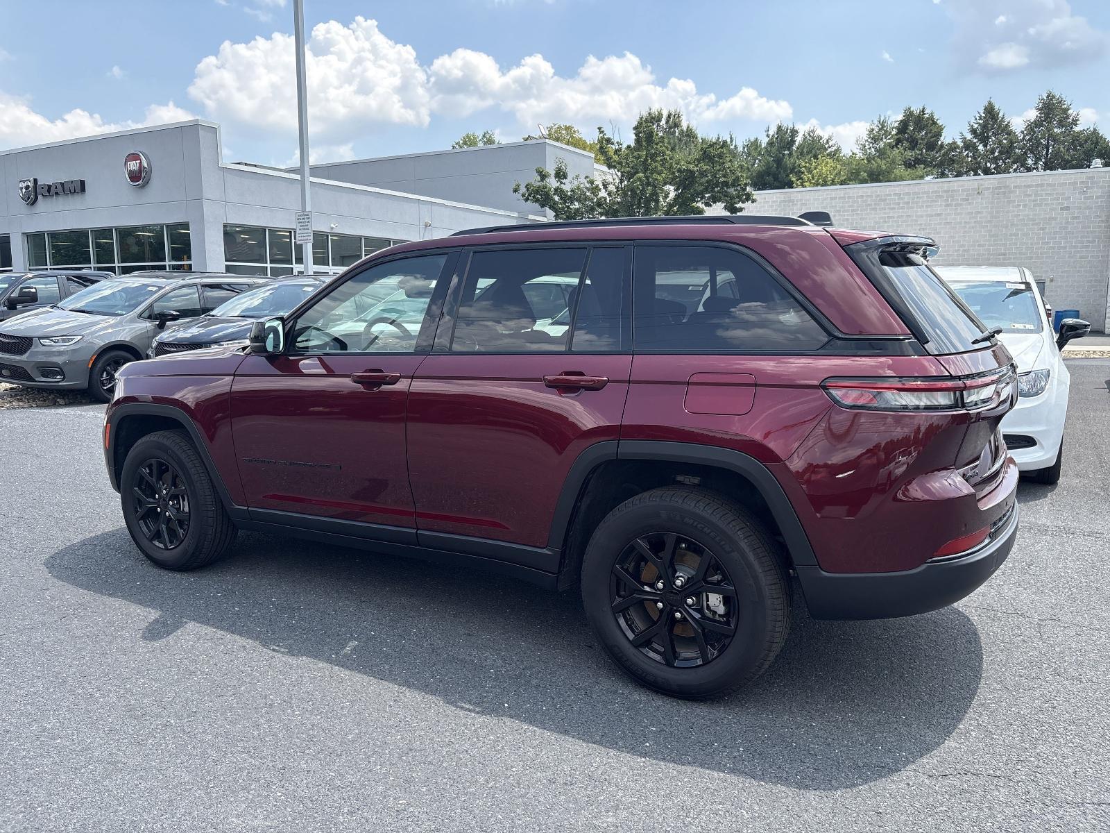2025 Jeep Grand Cherokee Vehicle Photo in Mechanicsburg, PA 17050-1707