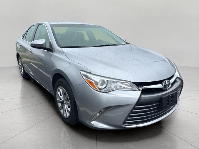 2017 Toyota Camry Vehicle Photo in MANITOWOC, WI 54220-5838