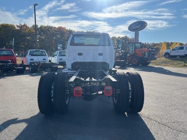 2025 Ford F-750SD Vehicle Photo in Webster, MA 01570-1415