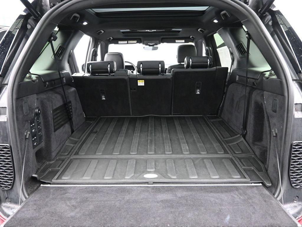 2019 Discovery Vehicle Photo in Marion, IA 52302