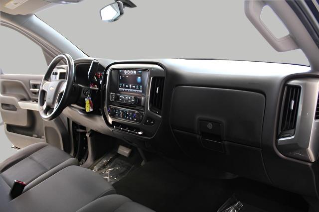 2016 Chevrolet Silverado 1500 Vehicle Photo in Green Bay, WI 54304