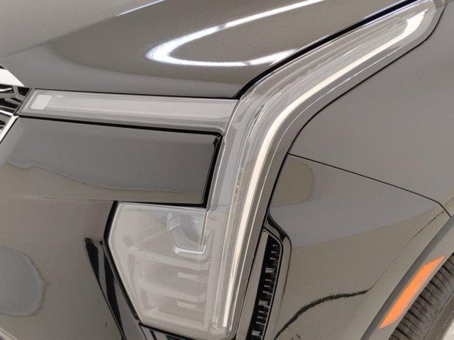 2025 Cadillac XT4 Vehicle Photo in PINEVILLE, NC 28134-8495