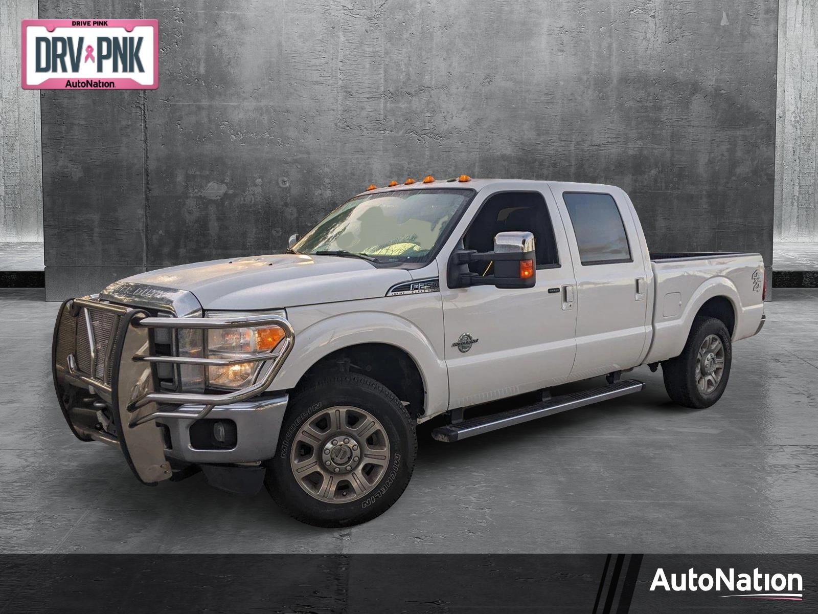 2015 Ford Super Duty F-250 SRW Vehicle Photo in PEMBROKE PINES, FL 33024-6534